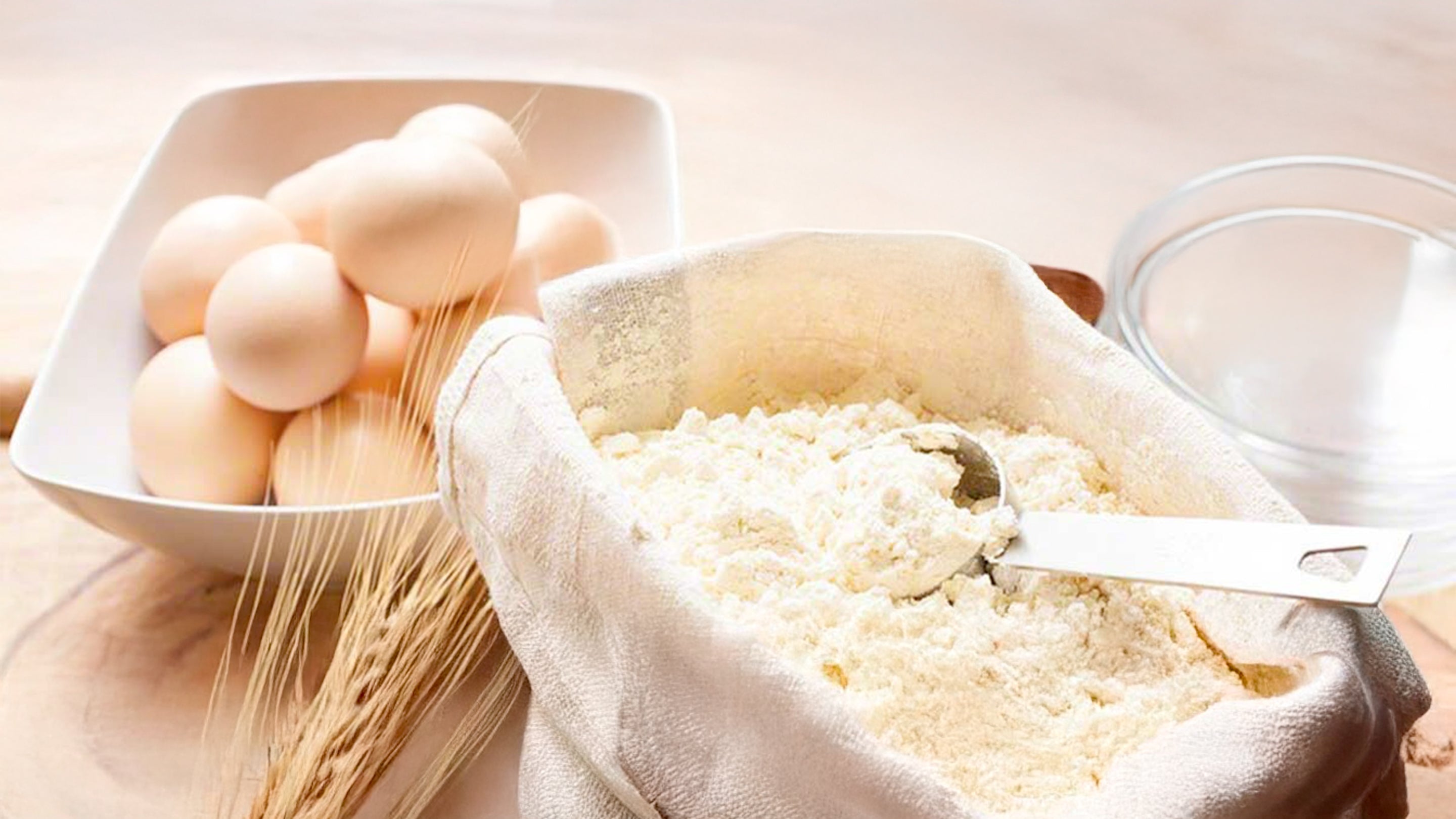 NATURAL FLAVORS Natural food and beverage ingredients Natural Baking Ingredients