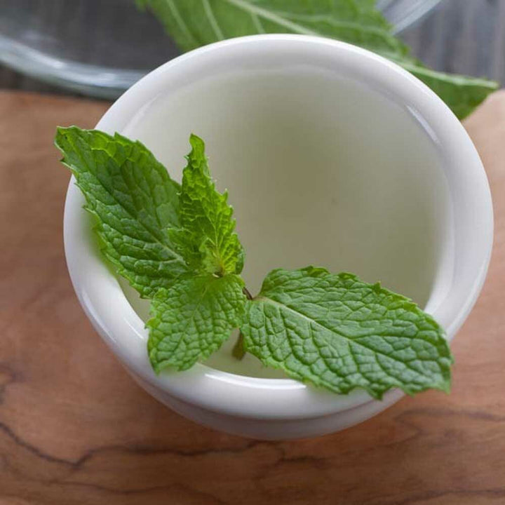 Organic Spearmint Fragrance Emulsion with Floral Notes (Water Soluble)