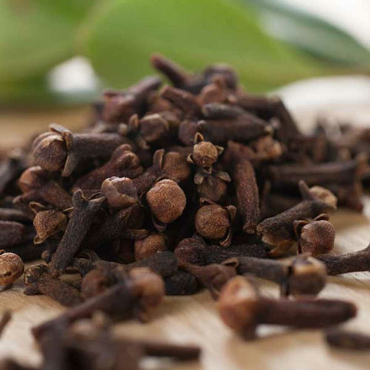 Clove Fragrance Oil (Oil Soluble), Organic